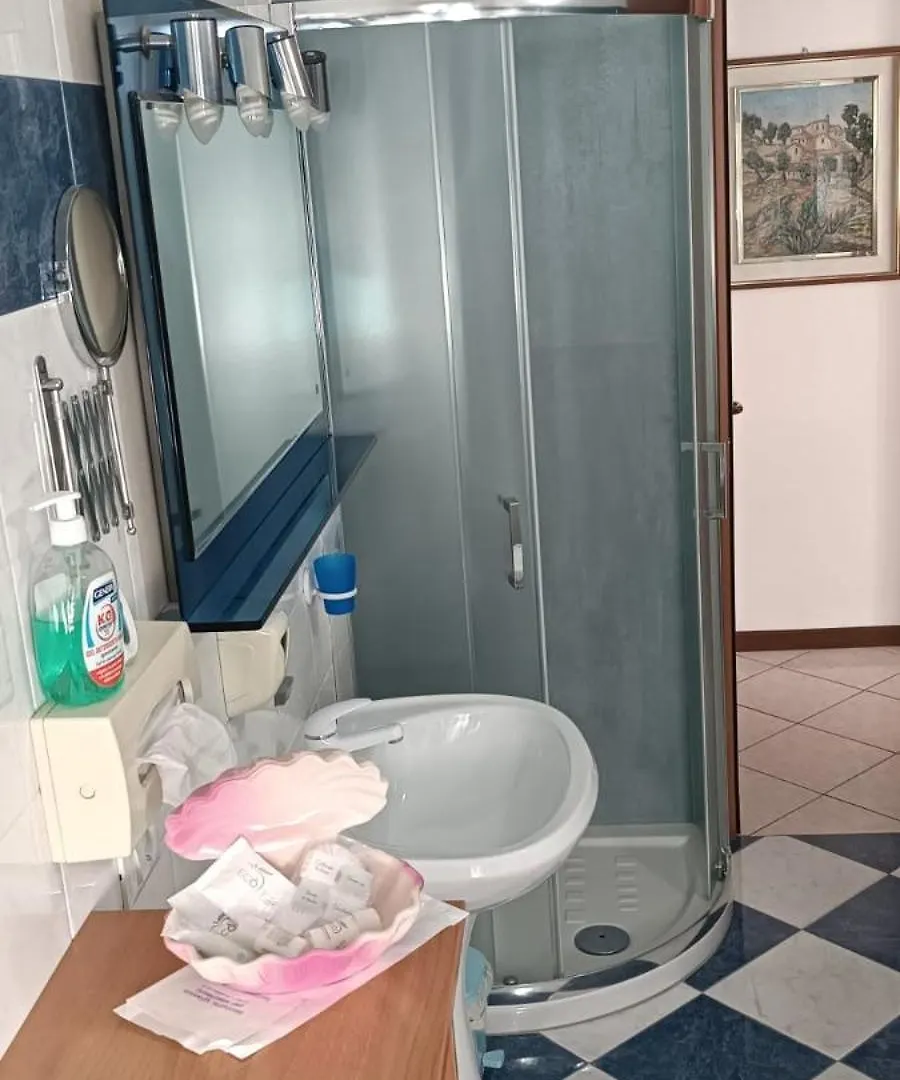 B&B Home Sweet Home Ντιάνο Μαρίνα Bed and Breakfast